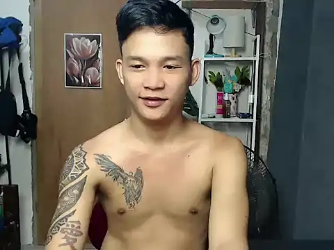 Snapshot of asianmonstercock05 chatting on 14, 5, 2026 asianmonstercock05 online show from 14, 5, 2026