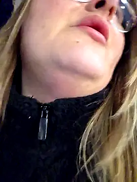 HornyBella88 online show from 11, 1, 2026