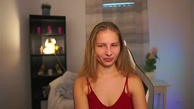 Snapshot of emmie_murray chatting on 14, 2, 2026 emmie murray online show from 14, 2, 2026