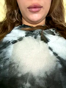 Snapshot of Laila-sexi chatting on 7, 10, 2025 Laila-sexi online show from 7, 10, 2025