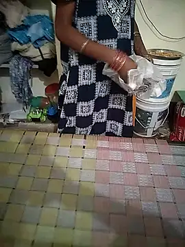 Snapshot of ARTIR1 chatting on 20, 10, 2025 ARTIR1 online show from 20, 10, 2025