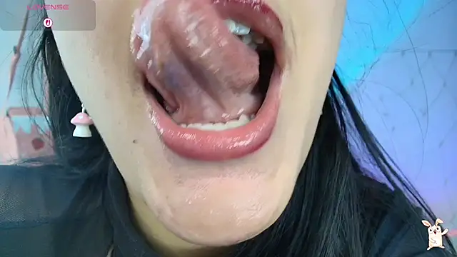 Snapshot of Hinata_21_ chatting on 2, 10, 2025 Hinata 21  online show from 2, 10, 2025