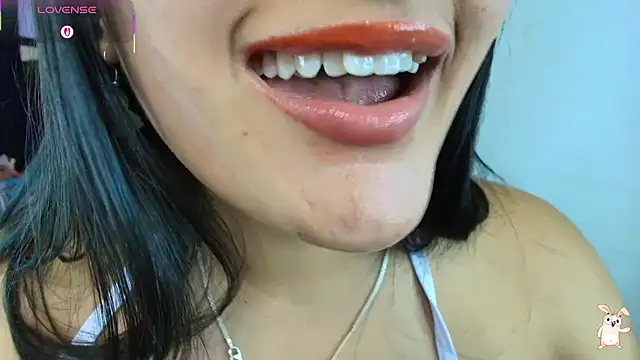 Hinata 21  online show from 26, 2, 2026