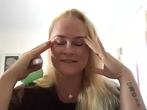 Sweet-TessaXX online show from 17, 2, 2026