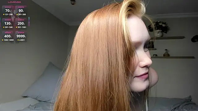 Red FoxGirl online show from 3, 4, 2026