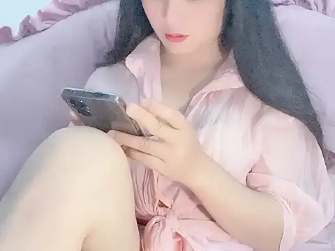 Snapshot of Lie_liee chatting on 17, 4, 2026 Lie liee online show from 17, 4, 2026