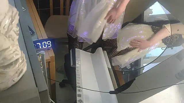 Snapshot of LilithsEve chatting on 1, 11, 2025 LilithsEve online show from 1, 11, 2025