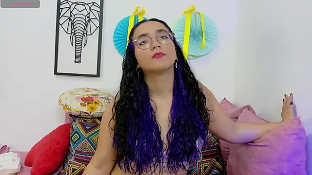 LucyDerby online show from 3, 10, 2025