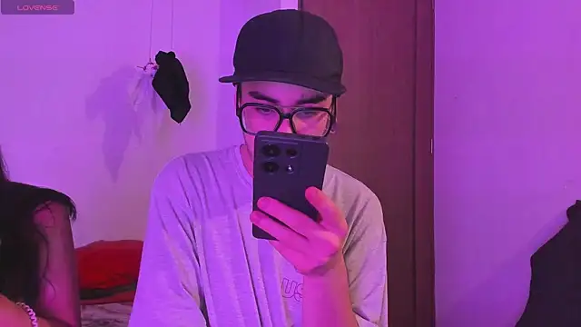 Dirty Pleasure69 online show from 5, 11, 2025