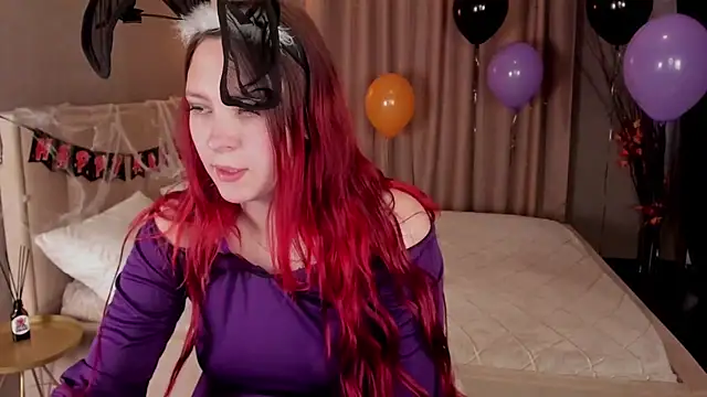 Monica  Queen online show from 31, 10, 2025