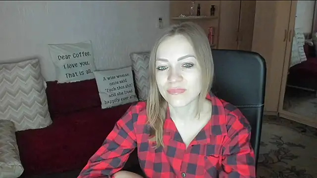 Snapshot of Tiffany_Bates chatting on 9, 3, 2026 Tiffany Bates online show from 9, 3, 2026