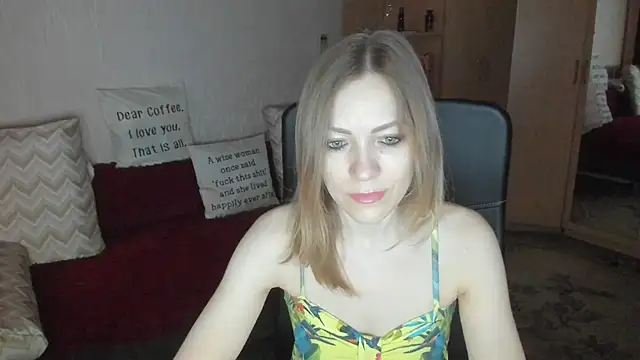 Snapshot of Tiffany_Bates chatting on 12, 3, 2026 Tiffany Bates online show from 12, 3, 2026