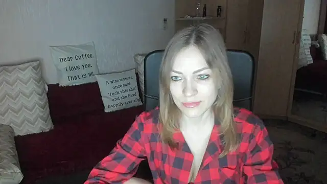 Snapshot of Tiffany_Bates chatting on 18, 3, 2026 Tiffany Bates online show from 18, 3, 2026