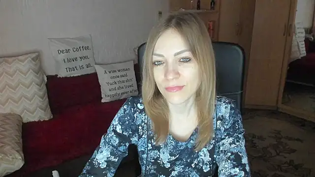 Snapshot of Tiffany_Bates chatting on 5, 4, 2026 Tiffany Bates online show from 5, 4, 2026