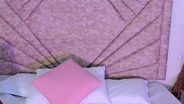 EmmaBlossom online show from 14, 1, 2026