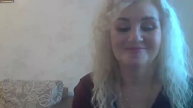 Snapshot of LadySexyBlond chatting on 21, 10, 2025 LadySexyBlond online show from 21, 10, 2025