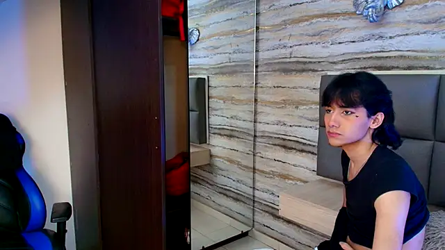 Lovers 21 online show from 21, 11, 2025