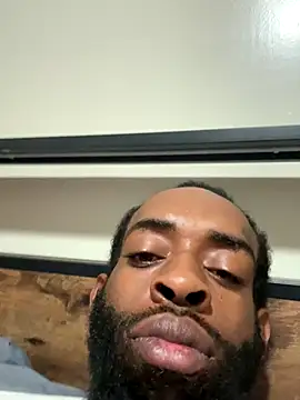 Snapshot of vaultclub chatting on 25, 9, 2025 vaultclub online show from 25, 9, 2025