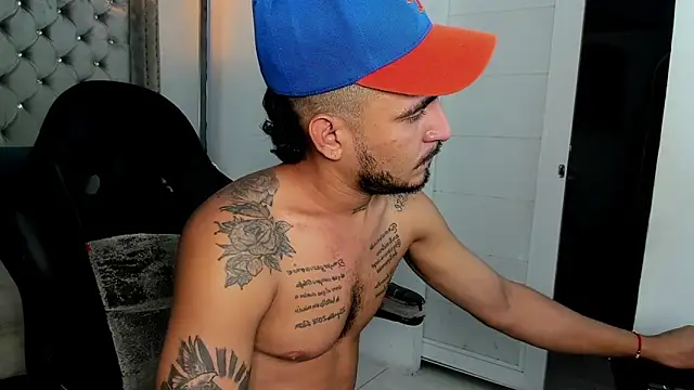 Snapshot of Kevinfox23cms chatting on 14, 10, 2025 Kevinfox23cms online show from 14, 10, 2025