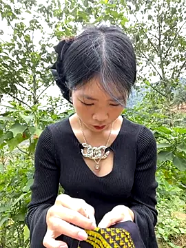 Snapshot of -mayhan11 chatting on 21, 10, 2025 -mayhan11 online show from 21, 10, 2025