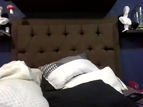 sad fucking boy online show from 5, 10, 2025