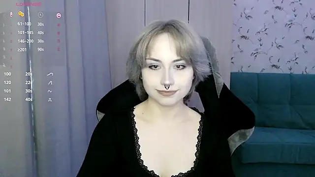Snapshot of LeisaHopperstad chatting on 3, 6, 2026 LeisaHopperstad online show from 3, 6, 2026