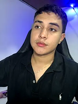 Snapshot of loki32men chatting on 25, 10, 2025 loki32men online show from 25, 10, 2025