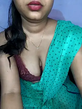 Snapshot of Queen_Shanayaa chatting on 9, 10, 2025 Queen Shanayaa online show from 9, 10, 2025