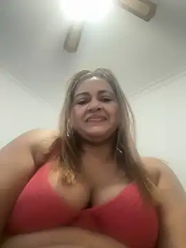 Snapshot of violetpolo chatting on 12, 10, 2025 violetpolo online show from 12, 10, 2025