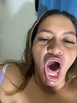 Snapshot of violetpolo chatting on 21, 10, 2025 violetpolo online show from 21, 10, 2025