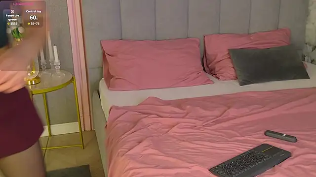 GabiBatista online show from 10, 4, 2026