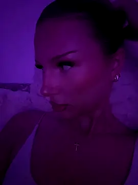 blondeeee online show from 8, 1, 2026