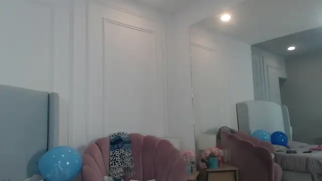 ChantalGarner online show from 7, 2, 2026