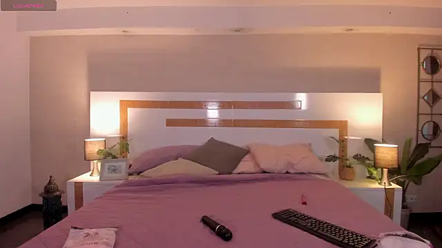 Violeta dh online show from 21, 3, 2026