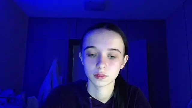 Emilia Light online show from 12, 11, 2025