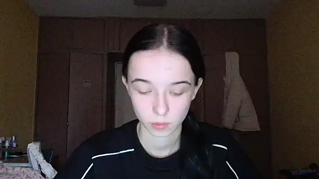 Emilia Light online show from 7, 1, 2026