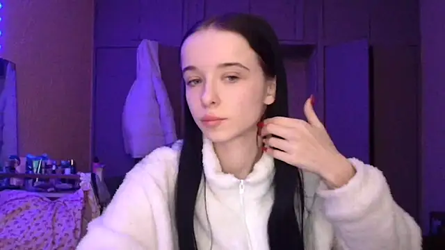 Emilia Light online show from 10, 2, 2026