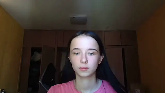 Snapshot of Emilia_Light chatting on 1, 6, 2026 Emilia Light online show from 1, 6, 2026