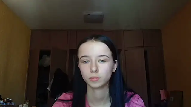 Snapshot of Emilia_Light chatting on 5, 6, 2026 Emilia Light online show from 5, 6, 2026