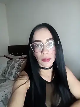 YaraDuartee online show from 10, 4, 2026