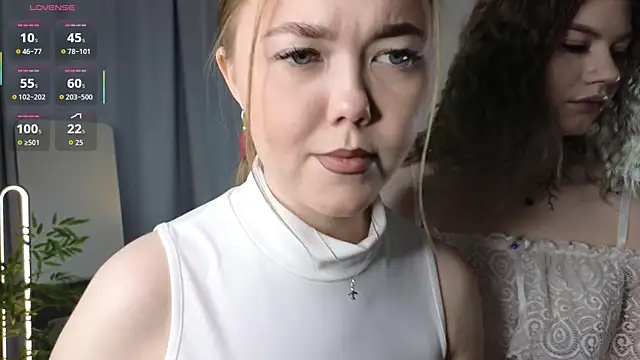 TwixieGuo online show from 25, 10, 2025