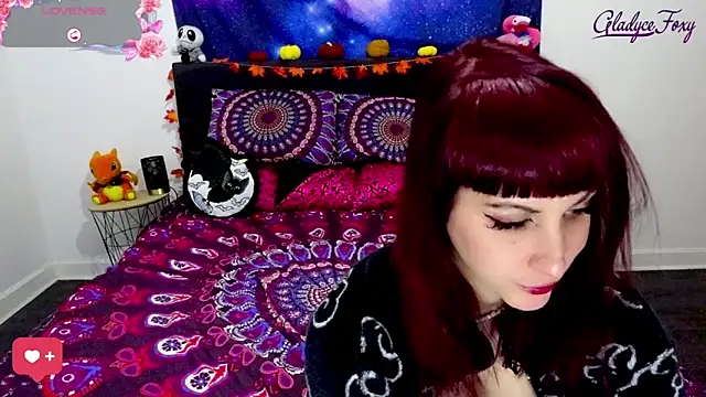 Gladyce Foxy online show from 5, 12, 2025