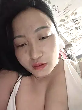 Snapshot of zhen-zo chatting on 28, 4, 2026 zhen-zo online show from 28, 4, 2026