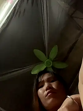 Snapshot of Tina_pusy chatting on 2, 11, 2025 Tina pusy online show from 2, 11, 2025