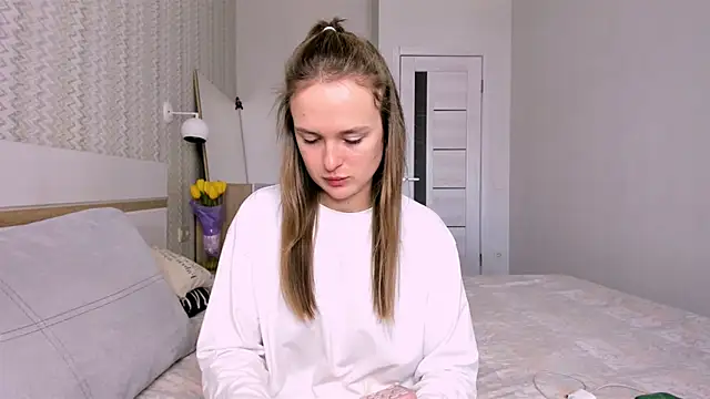 Snapshot of LilMary_ chatting on 12, 3, 2026 LilMary online show from 12, 3, 2026