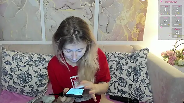 Snapshot of CamillaDreamer chatting on 20, 5, 2026 CamillaDreamer online show from 20, 5, 2026