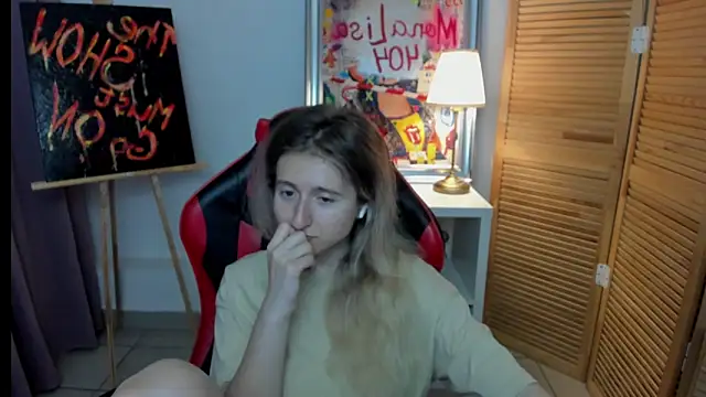 Snapshot of CamillaDreamer chatting on 30, 6, 2026 CamillaDreamer online show from 30, 6, 2026