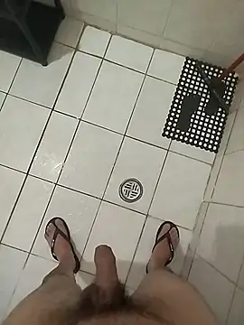 Snapshot of Wess1987 chatting on 17, 11, 2025 Wess1987 online show from 17, 11, 2025