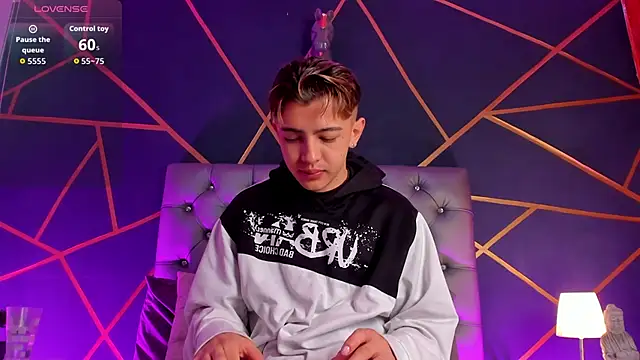 Lian Miller1  online show from 21, 3, 2026