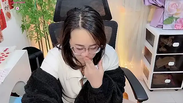 Snapshot of NEWONETO chatting on 5, 2, 2026 NEWONETO online show from 5, 2, 2026